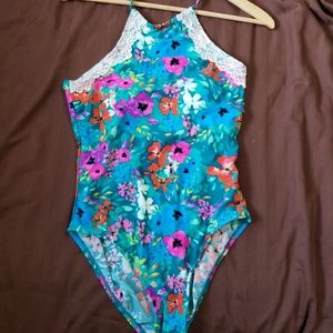 Summer sale! NWOT swimsuit